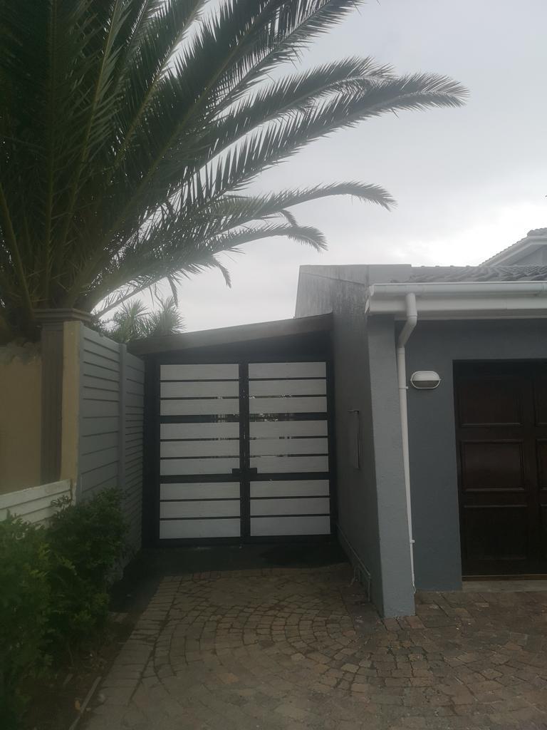 To Let 4 Bedroom Property for Rent in Goedehoop Western Cape